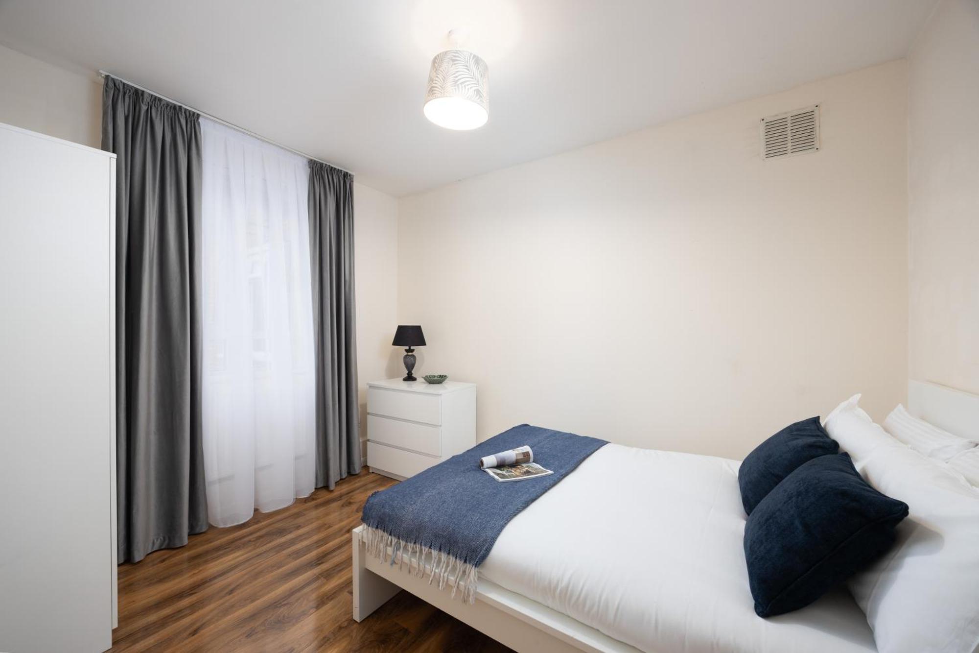 Elegant And Spacious 3 Bedroom In Fulham Londra