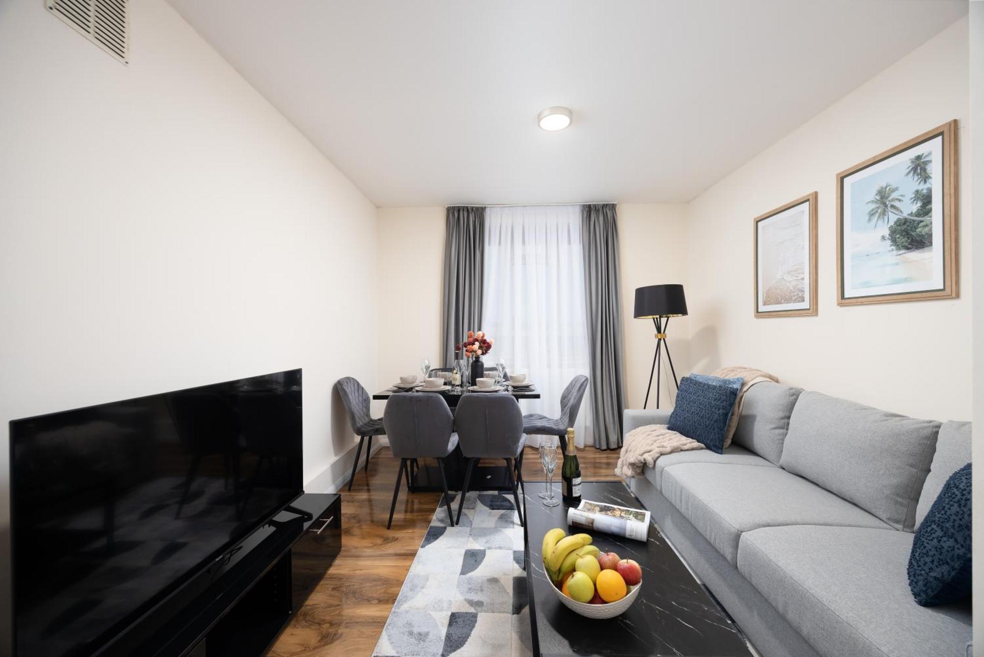 Elegant And Spacious 3 Bedroom In Fulham Londra